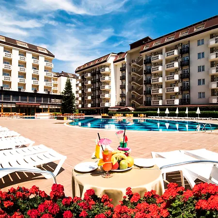 Titan Garden Ultra Resort 4*